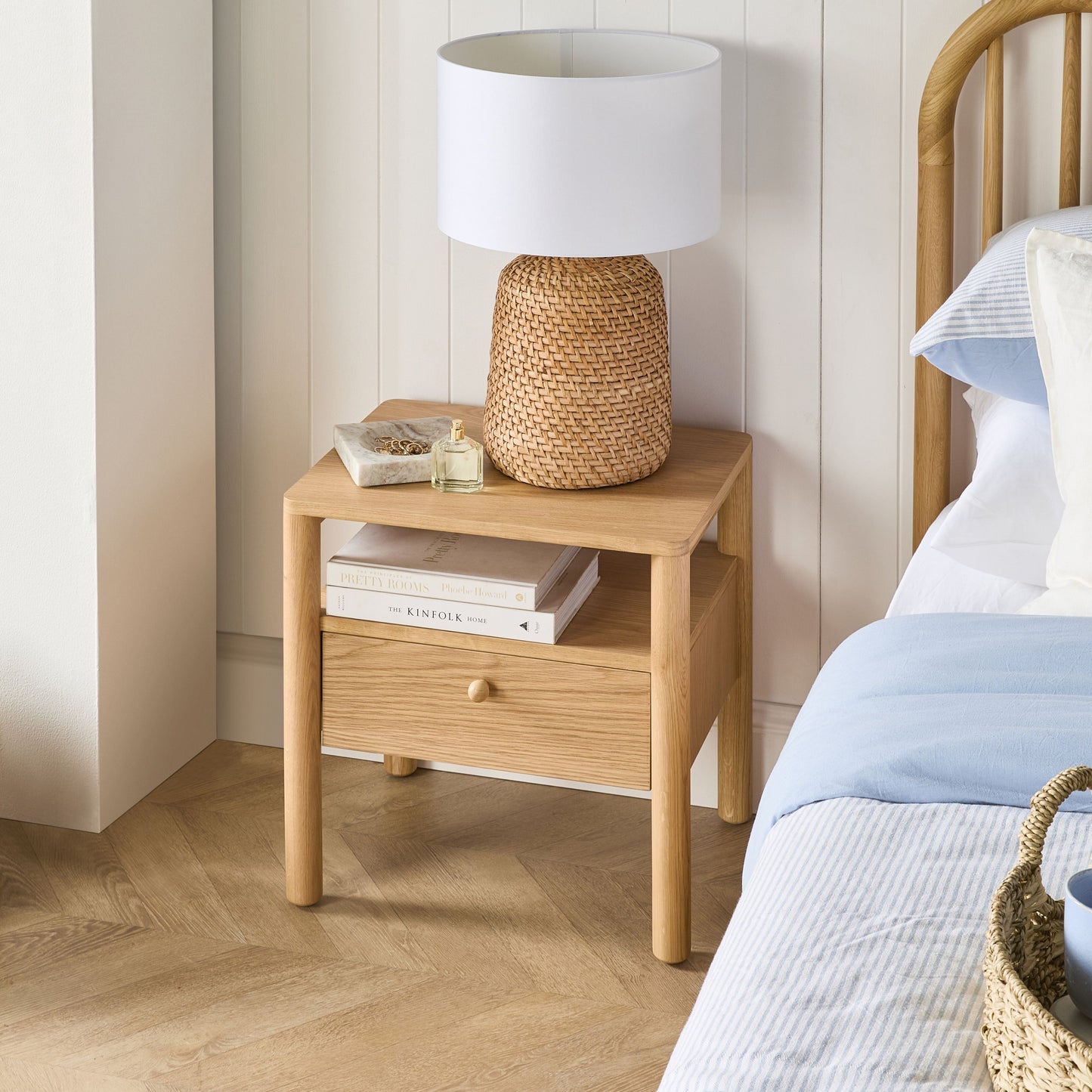 Spintara 1 Drawer Bedside Table Light Oak