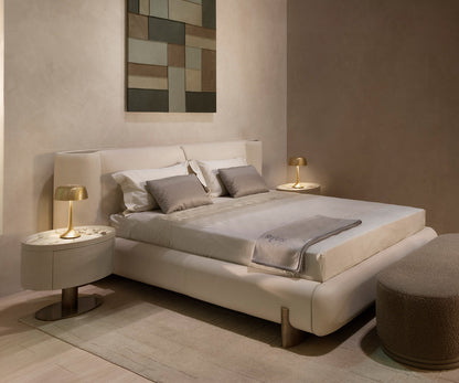 Anais Bed