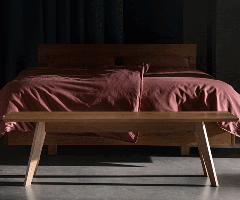 Simple Hi Bold Bed