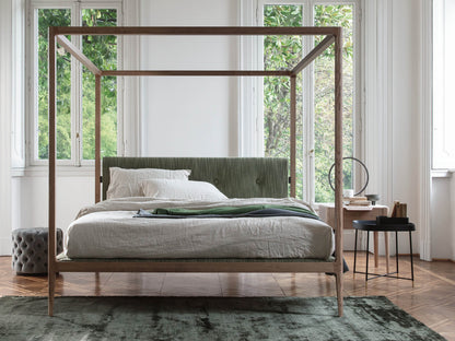 Ziggy Baldacchini Bed